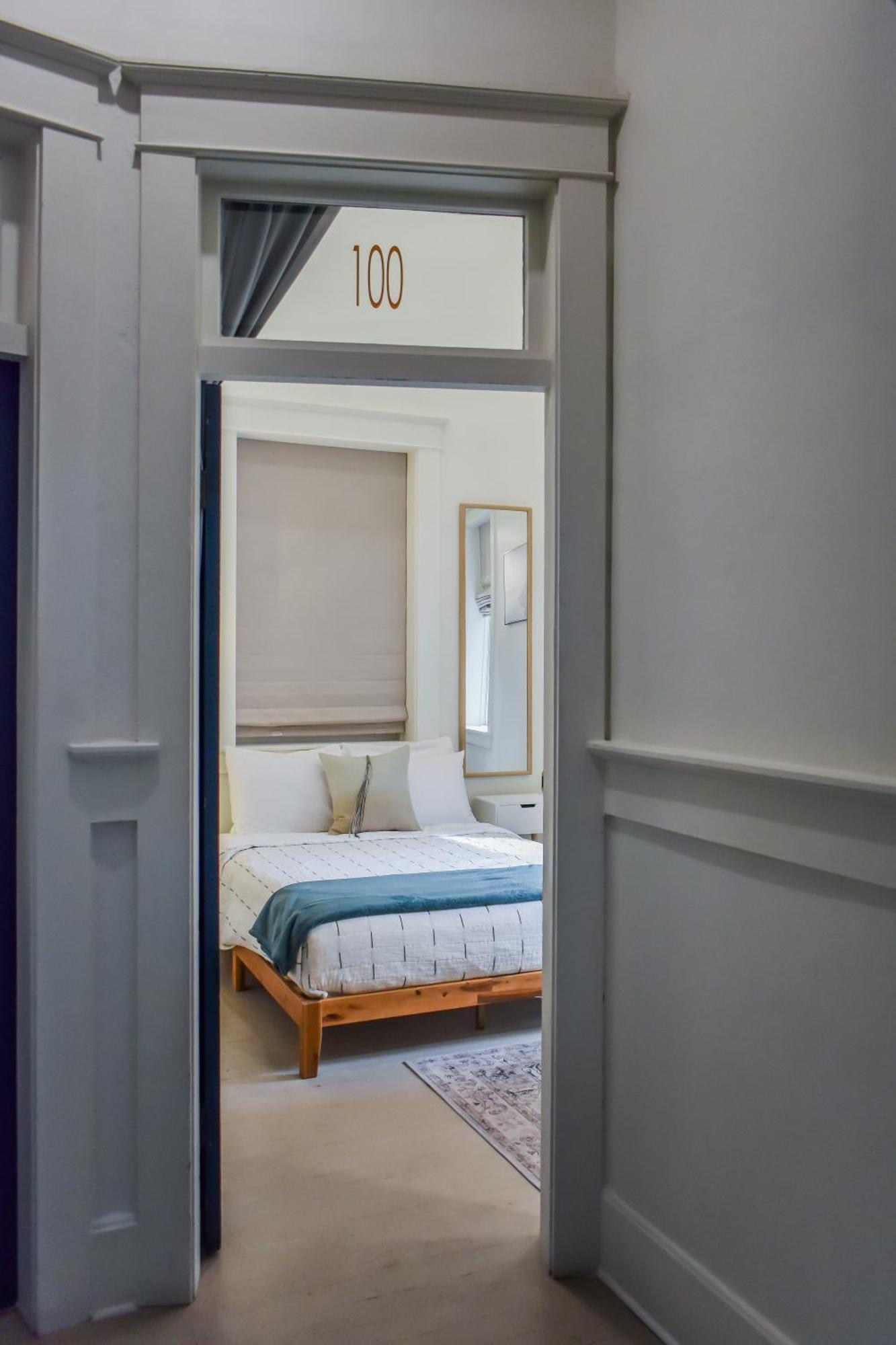 Warner Hotel ビスビー エクステリア 写真